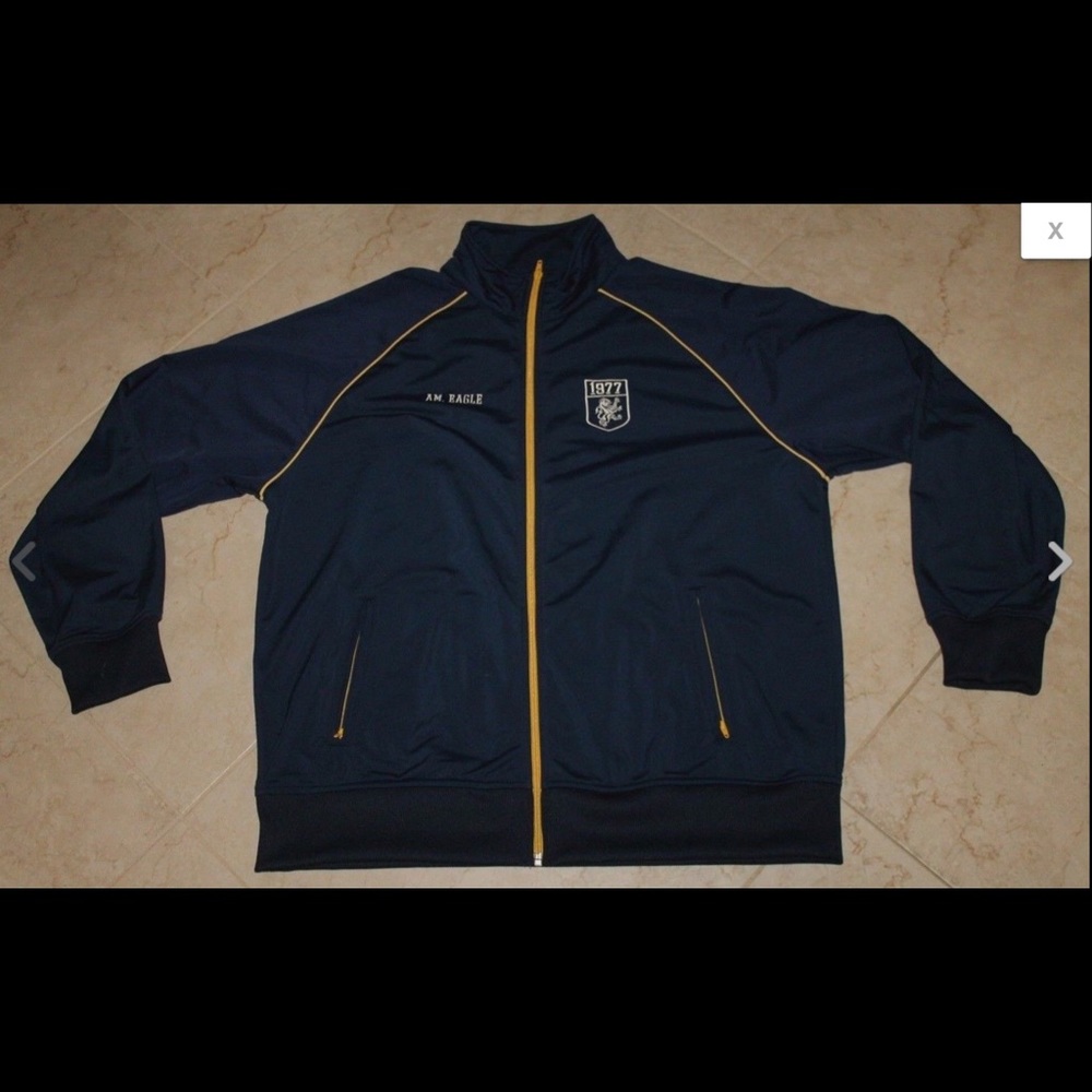 AMERICAN EAGLE NWOT Blue Fleece Zippered Jacket